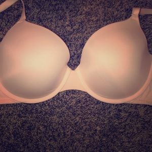 SALE!!Victoria’s Secret Pink light pink bra